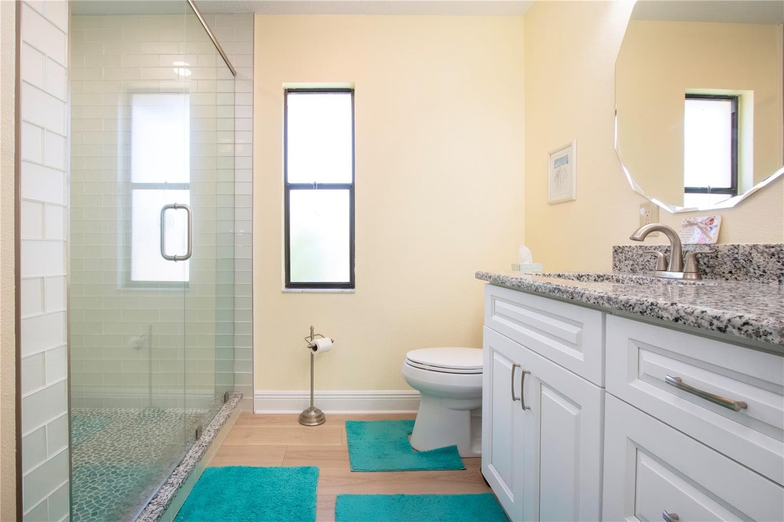Primary En-Suite Bath - 2016 E VIEW DR, SUN CITY CENTER