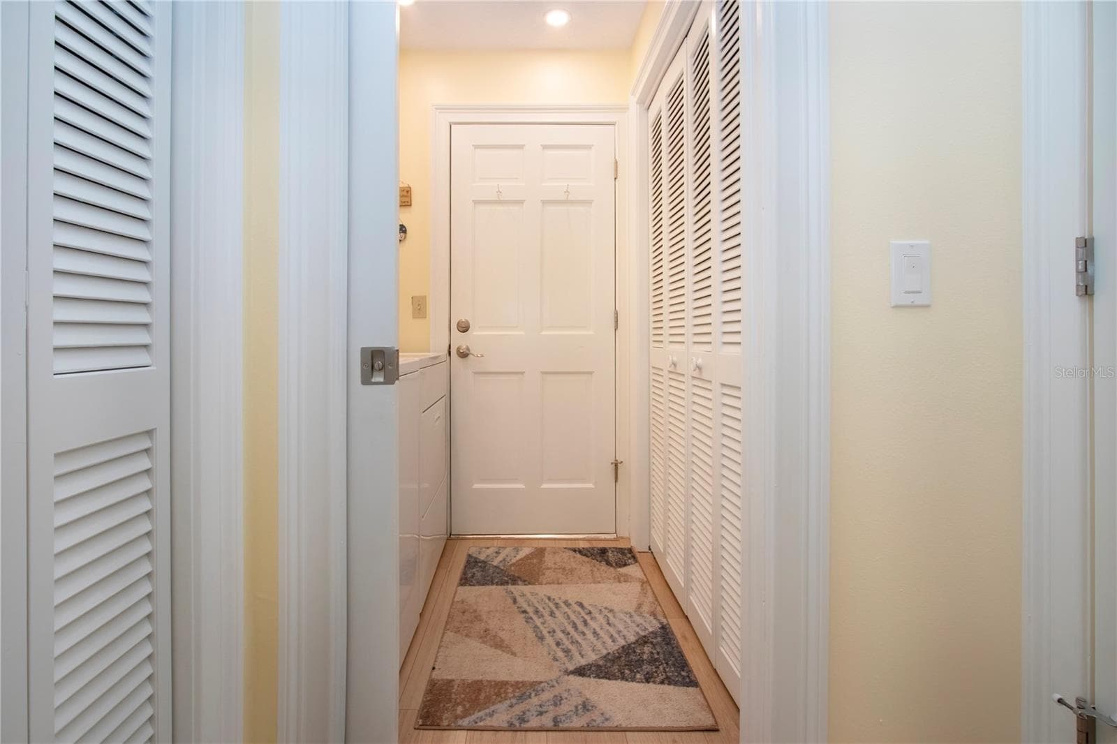 Laundry/Pantry - 2016 E VIEW DR, SUN CITY CENTER