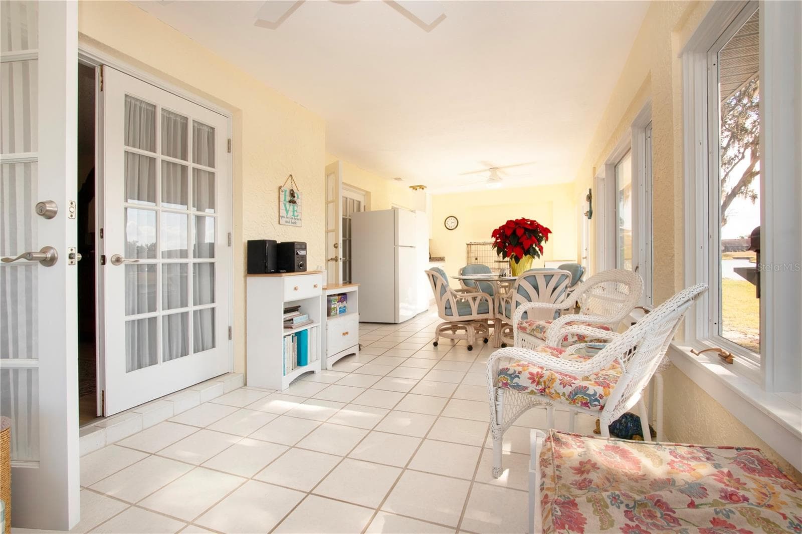 Sun (Florida) Room - 2016 E VIEW DR, SUN CITY CENTER