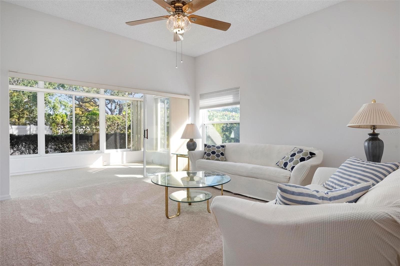 Living - 4310 TURNBERRY CT, BRADENTON