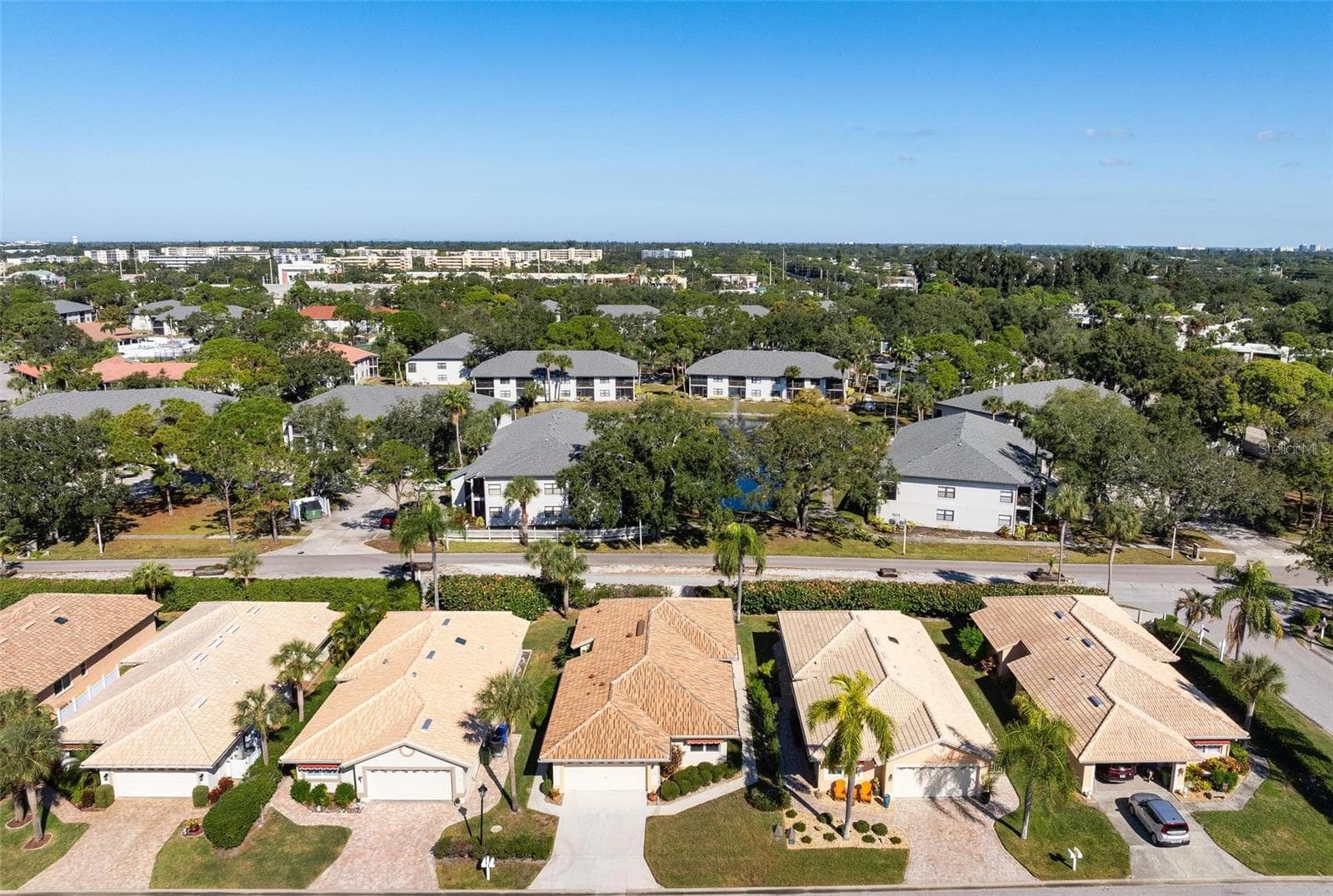 Facing North - 4310 TURNBERRY CT, BRADENTON