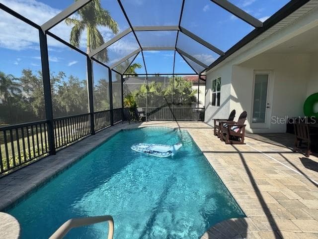 Single Family Residence at 6224 CHAMPIONS ROW ST, BRADENTON, photo 11 of 14