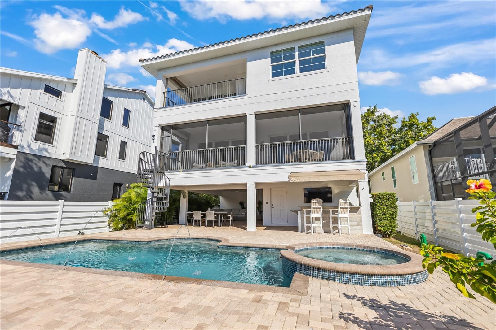 Pool and spa! - 8008 MIDNIGHT PASS RD, SARASOTA