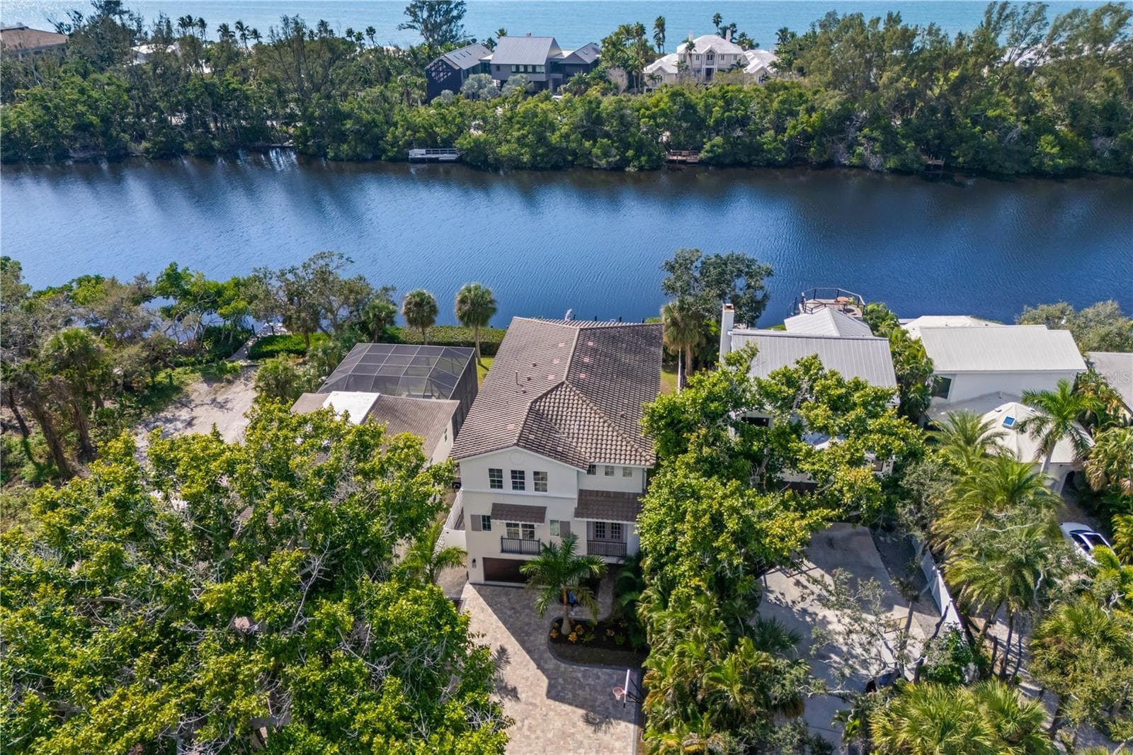 8008 MIDNIGHT PASS RD