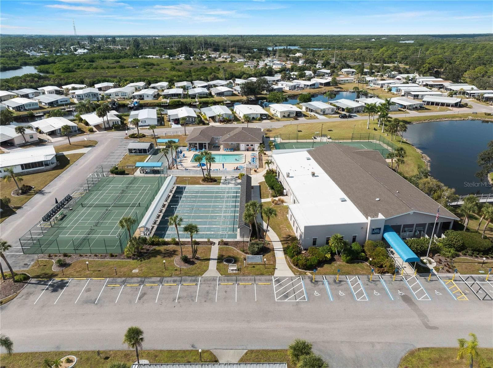 Tennis_154RarotongaRd_NorthPort_CommunityAmenities_Overhead.jpg - 154 RAROTONGA RD, NORTH PORT