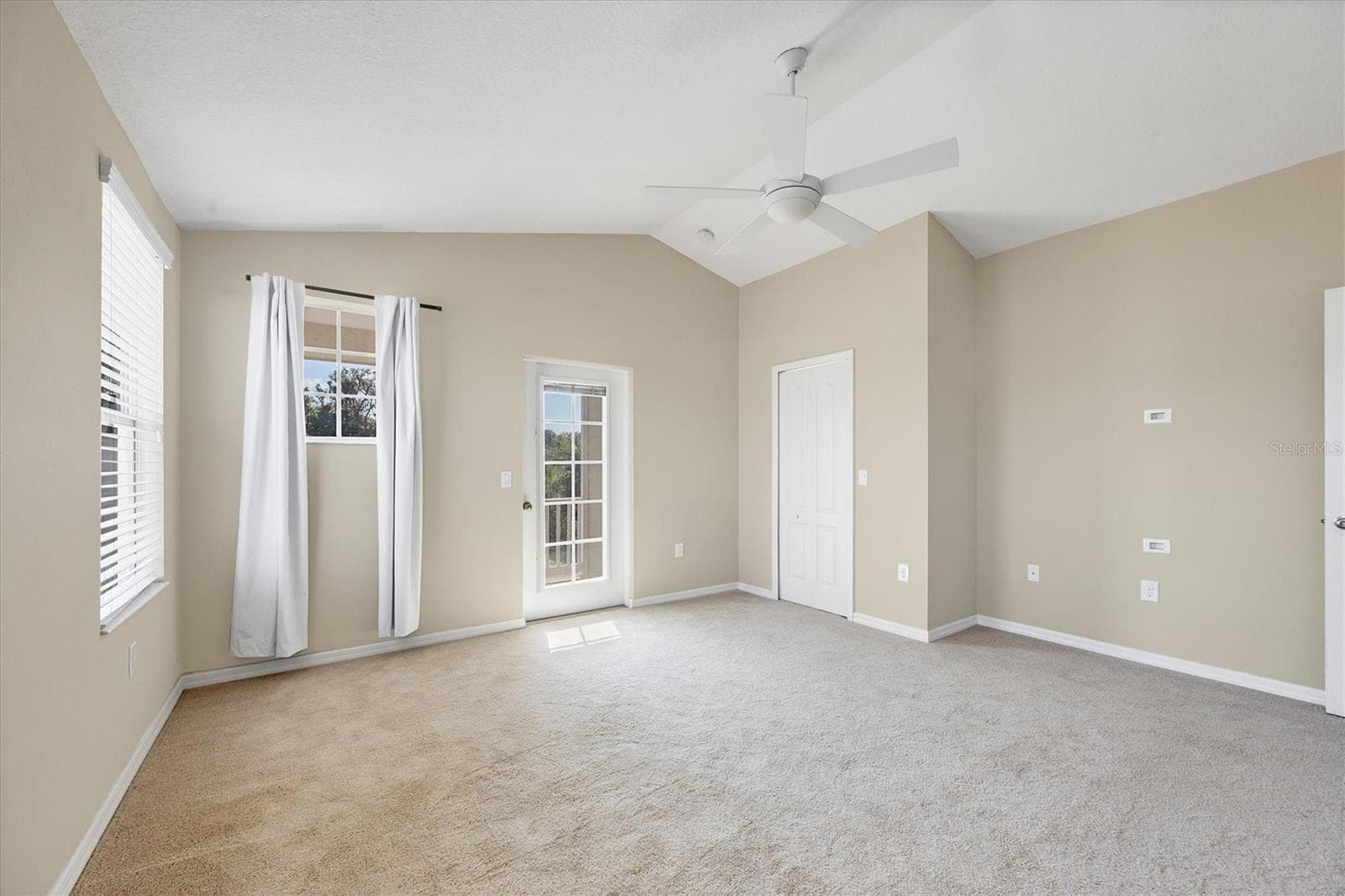 Primary suite - 4811 WOODBROOK DR, SARASOTA