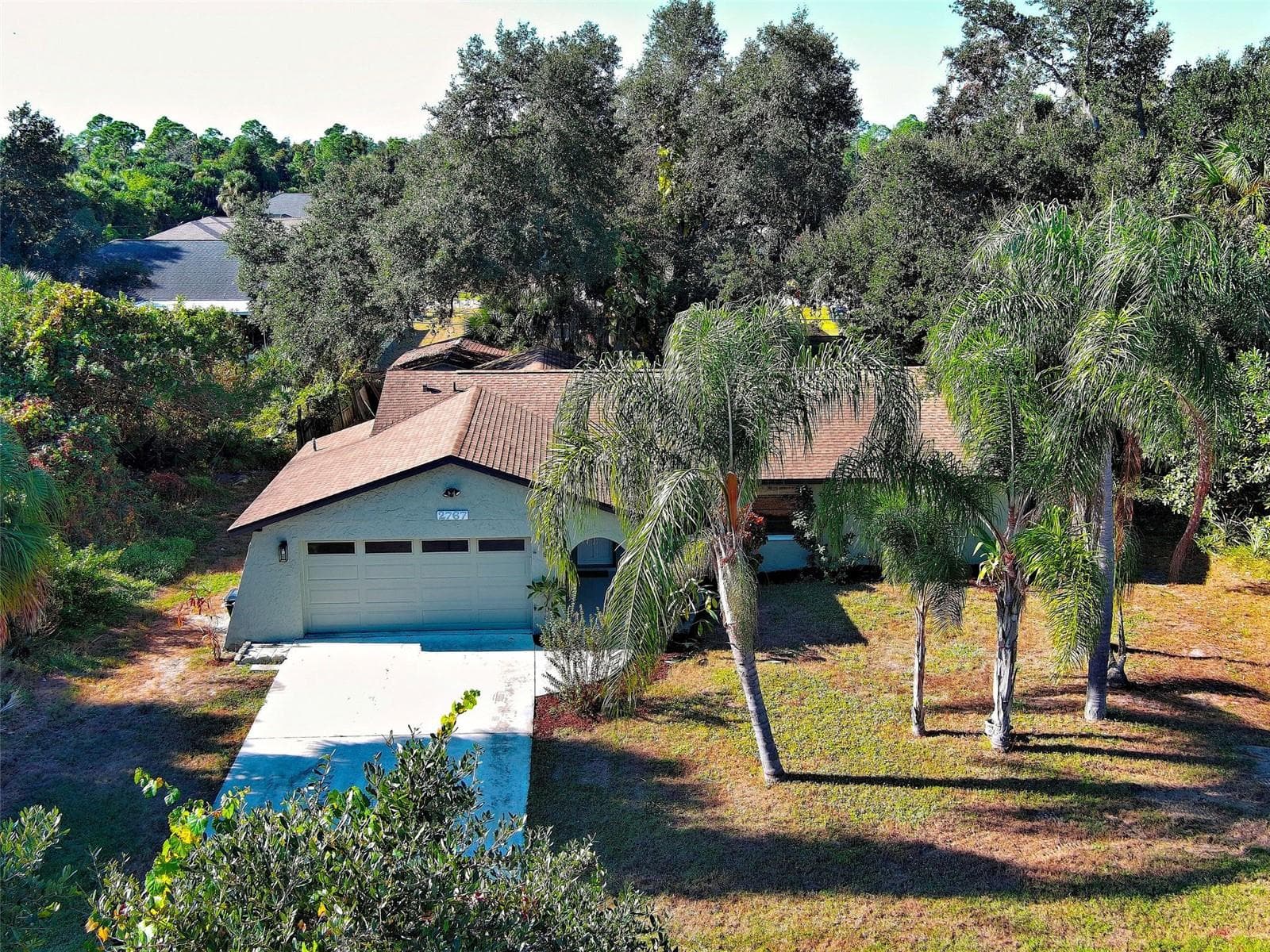 2767 SALLY LN