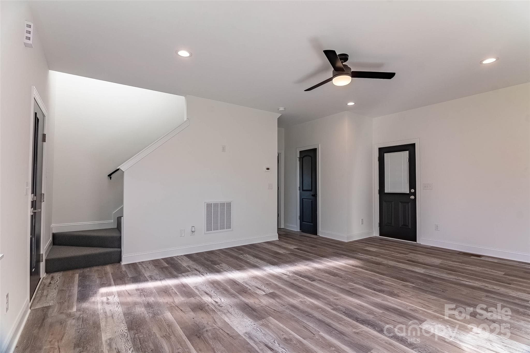 Single Family Residence at 3024 Poplar Circle, Shelby, photo 7 of 39
