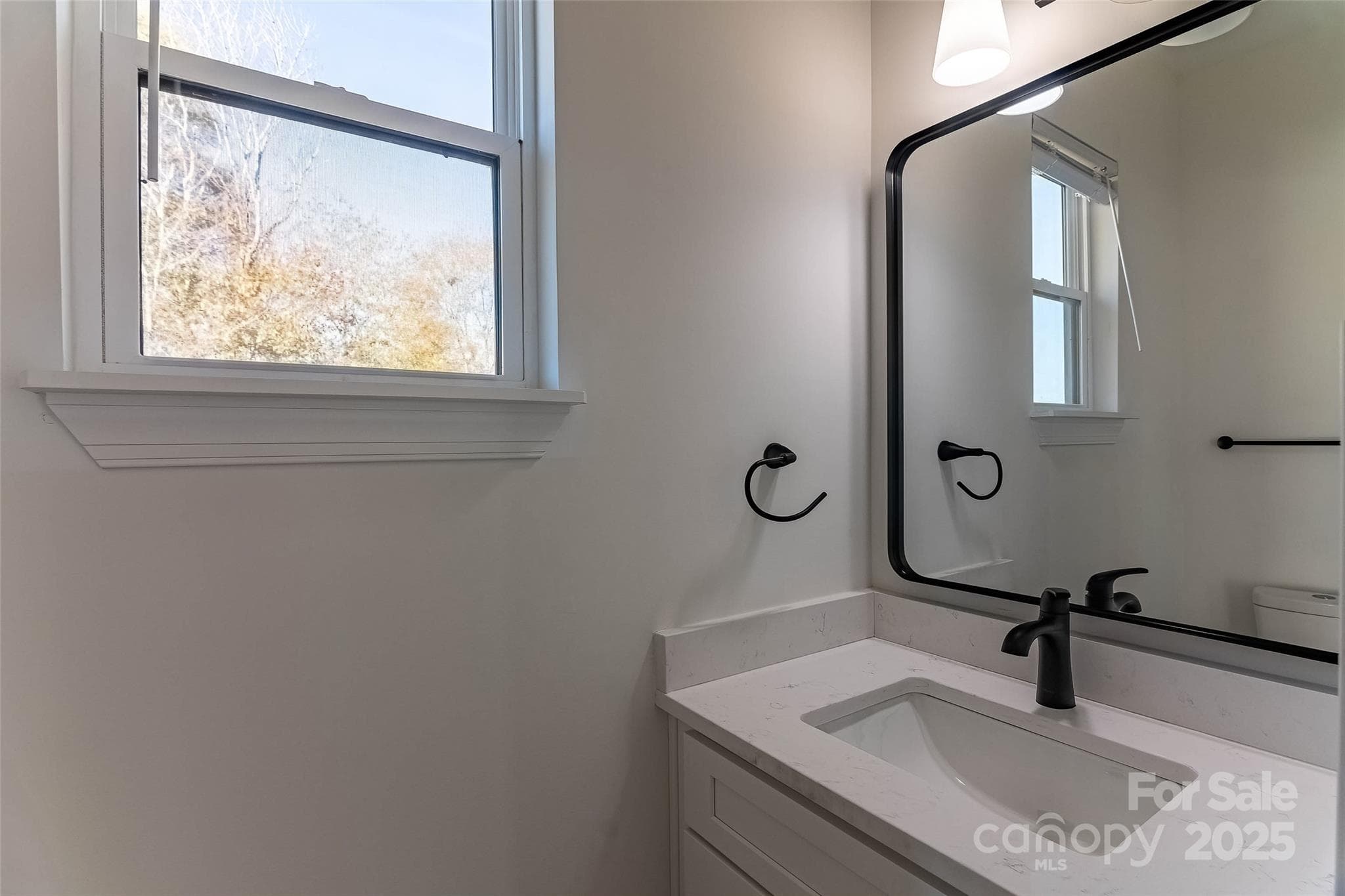 Single Family Residence at 3024 Poplar Circle, Shelby, photo 11 of 39