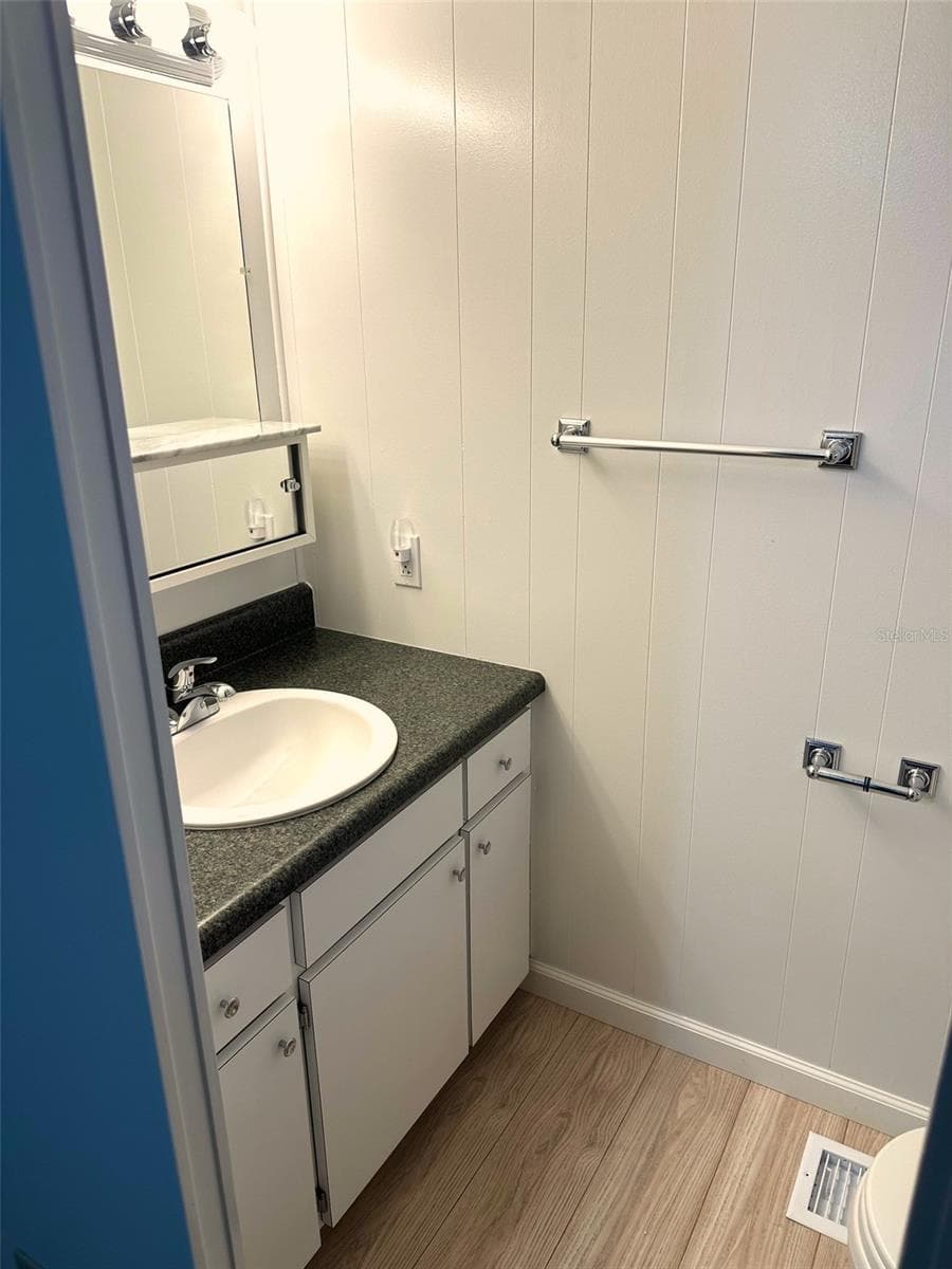 Mobile Home at 2000 E BAY DR #83, LARGO, photo 9 of 15