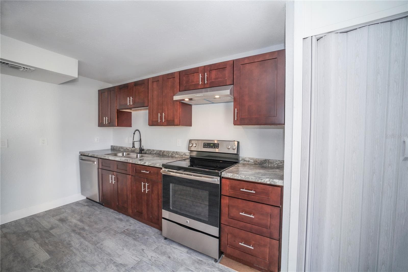 Condominium at 331 AMHERST AVE #56, SARASOTA, photo 8 of 19