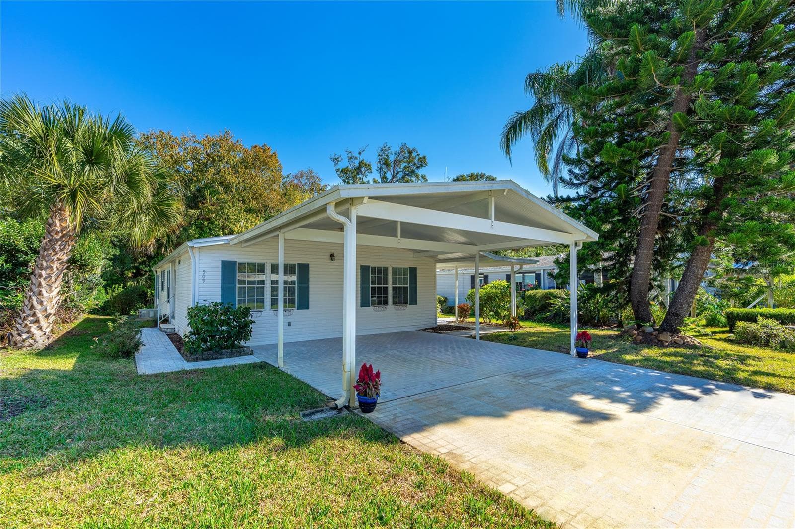 Manufactured Home at 509 STARBOARD AVE, EDGEWATER, photo 5 of 59