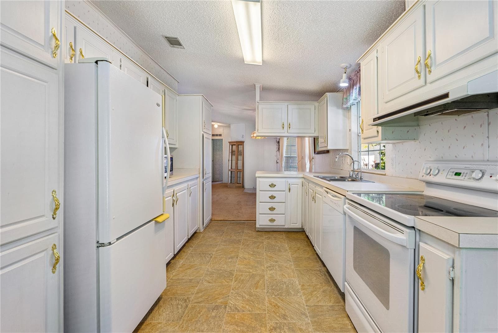 Manufactured Home at 509 STARBOARD AVE, EDGEWATER, photo 15 of 59