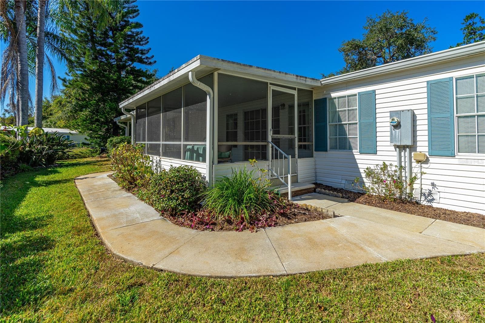 Manufactured Home at 509 STARBOARD AVE, EDGEWATER, photo 37 of 59