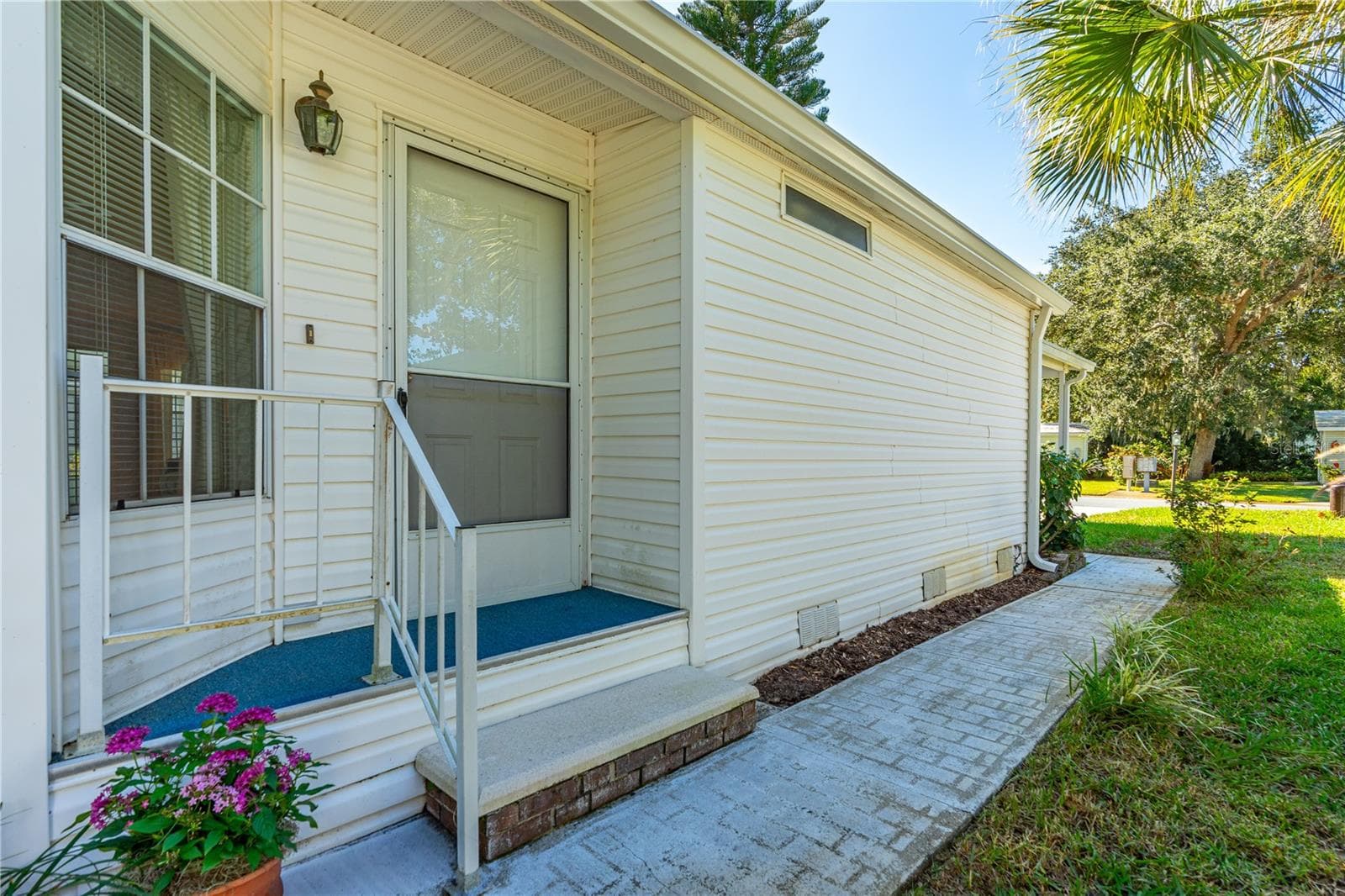 Manufactured Home at 509 STARBOARD AVE, EDGEWATER, photo 39 of 59