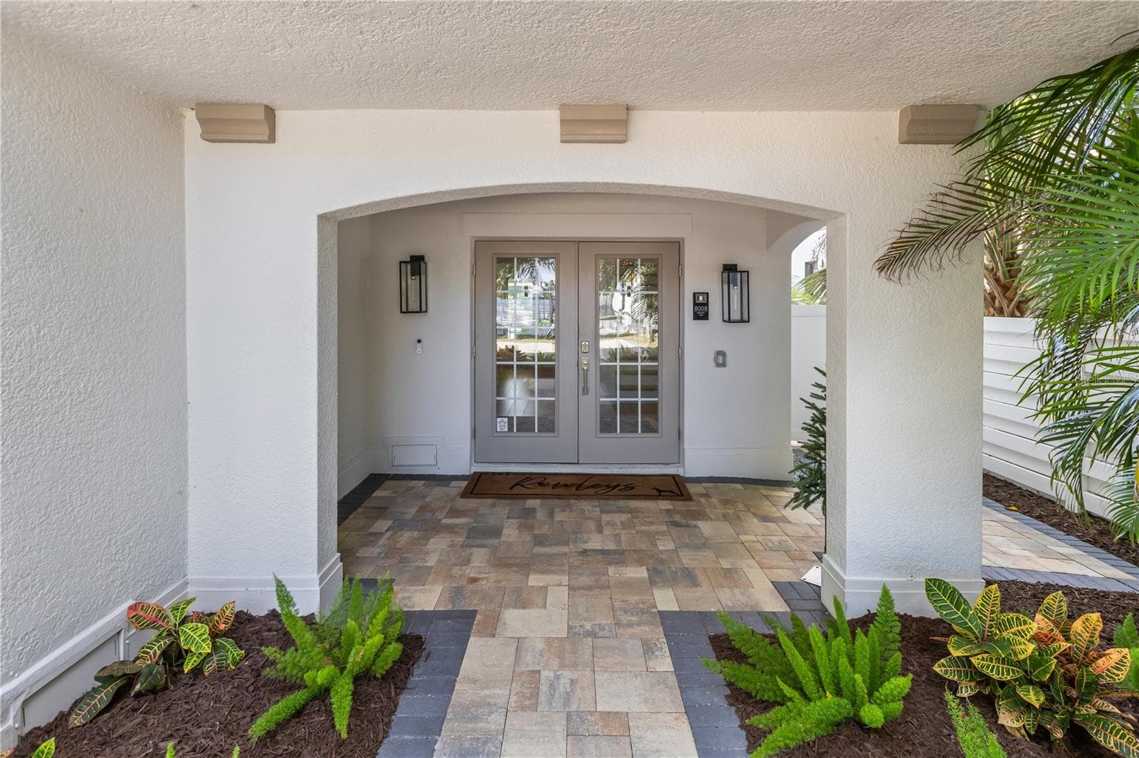 Single Family Residence at 8008 MIDNIGHT PASS RD, SARASOTA, photo 7 of 61