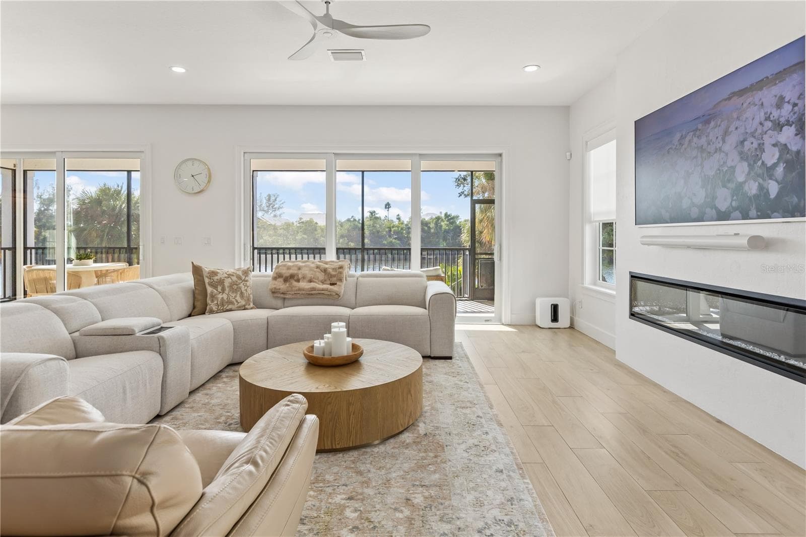Single Family Residence at 8008 MIDNIGHT PASS RD, SARASOTA, photo 16 of 61