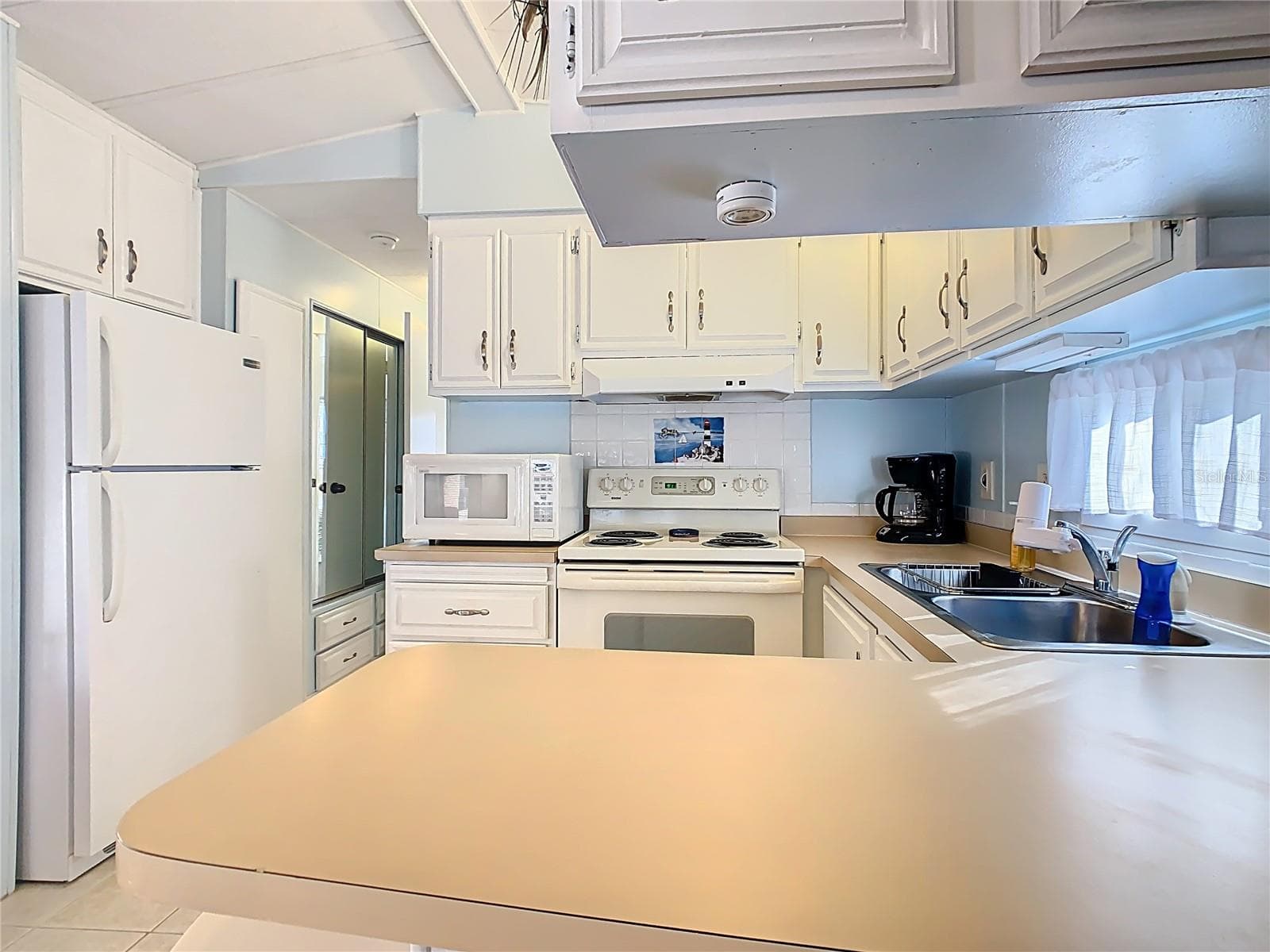 Kitchen - 9000 US HWY 192 #293, CLERMONT