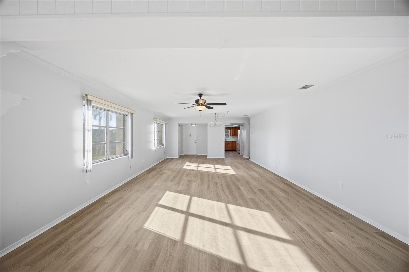 Condominium at 4859 INDEPENDENCE DR, BRADENTON, photo 11 of 33
