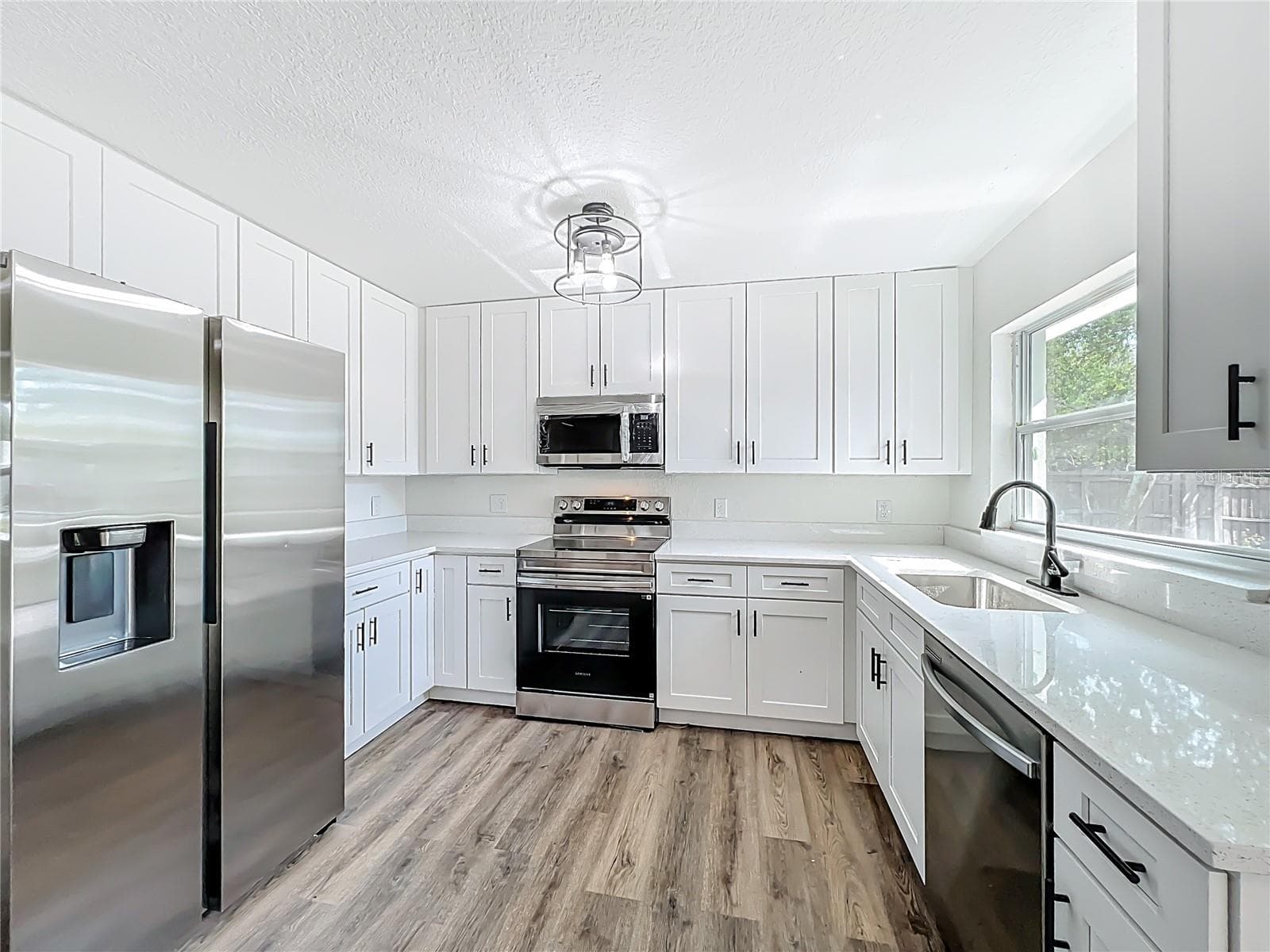 Single Family Residence at 2680 PALMETTO RD, MOUNT DORA, photo 10 of 30