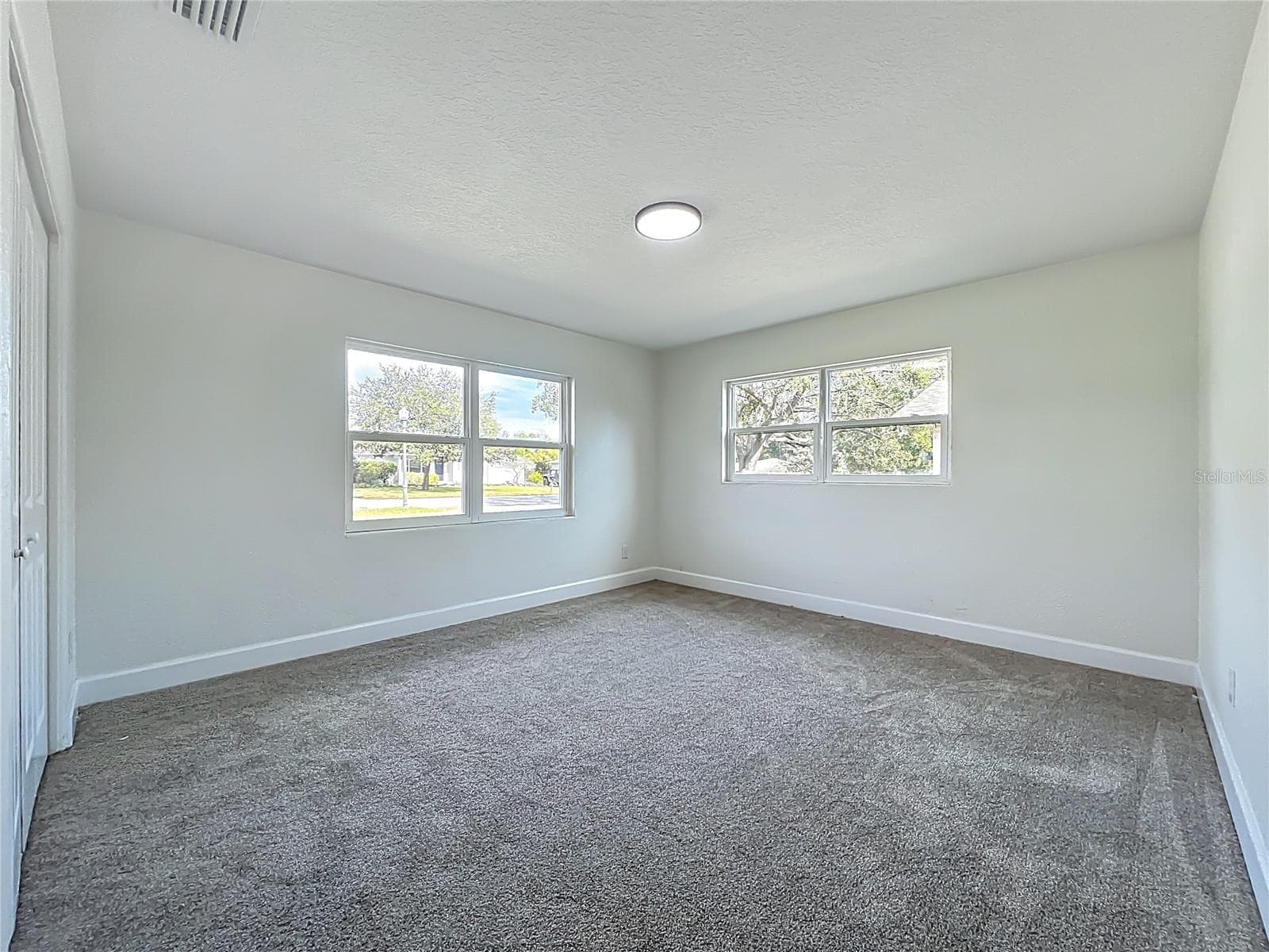 Single Family Residence at 2680 PALMETTO RD, MOUNT DORA, photo 12 of 30
