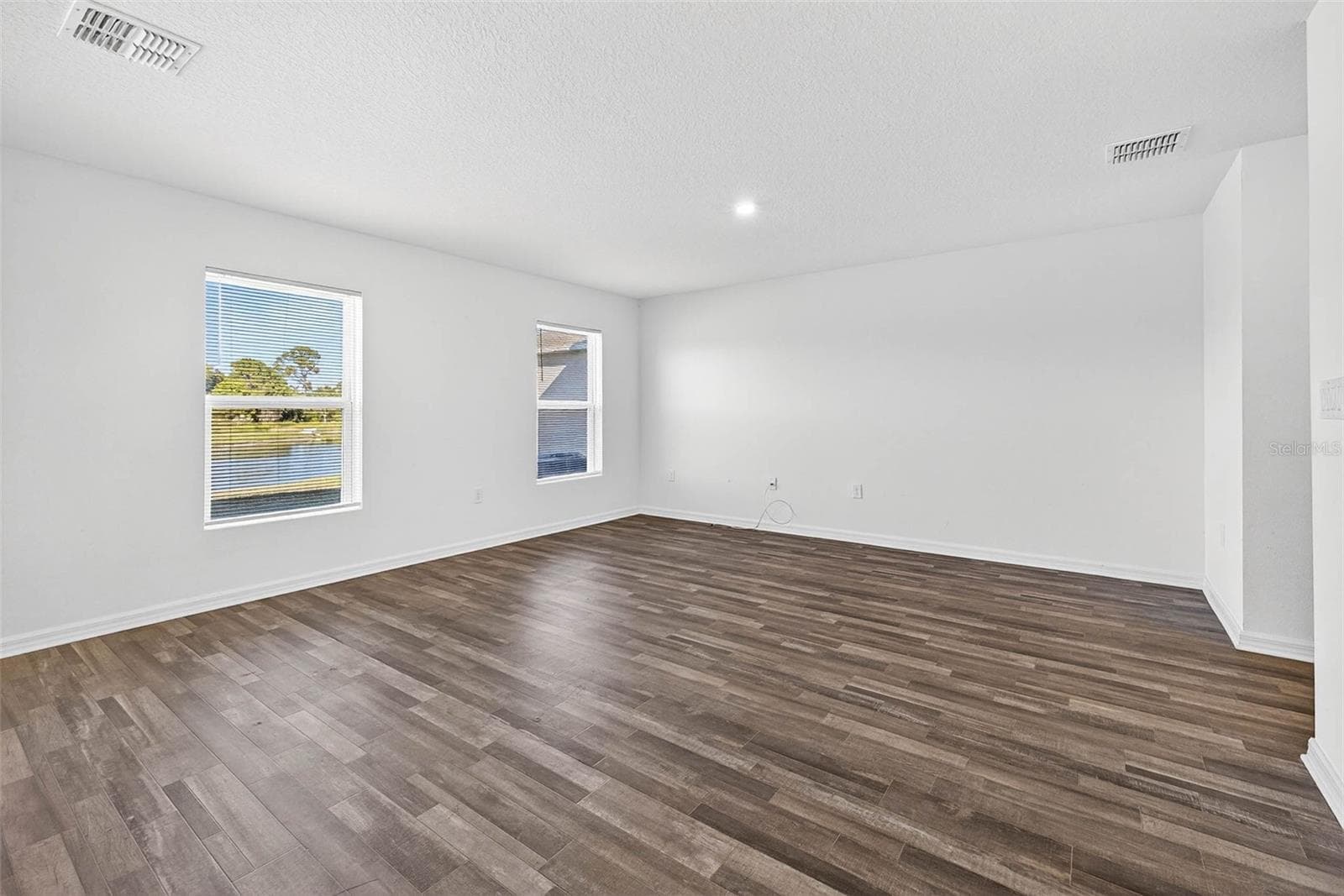 Single Family Residence at 1753 EAGLE HAMMOCK BLVD, EAGLE LAKE, photo 12 of 58