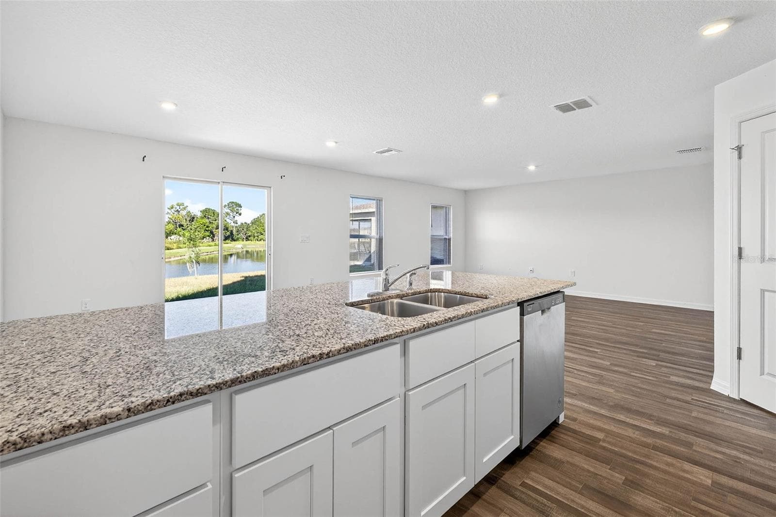 Single Family Residence at 1753 EAGLE HAMMOCK BLVD, EAGLE LAKE, photo 21 of 58