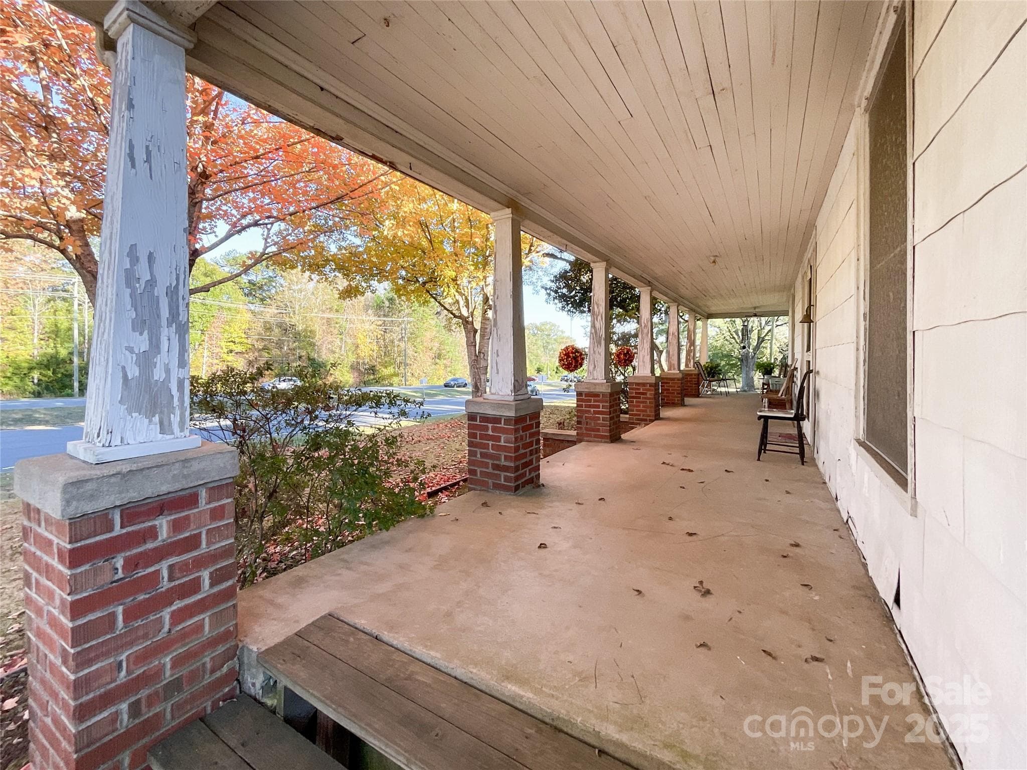 Single Family Residence at 6993 Charlotte Highway, Lancaster, photo 3 of 41