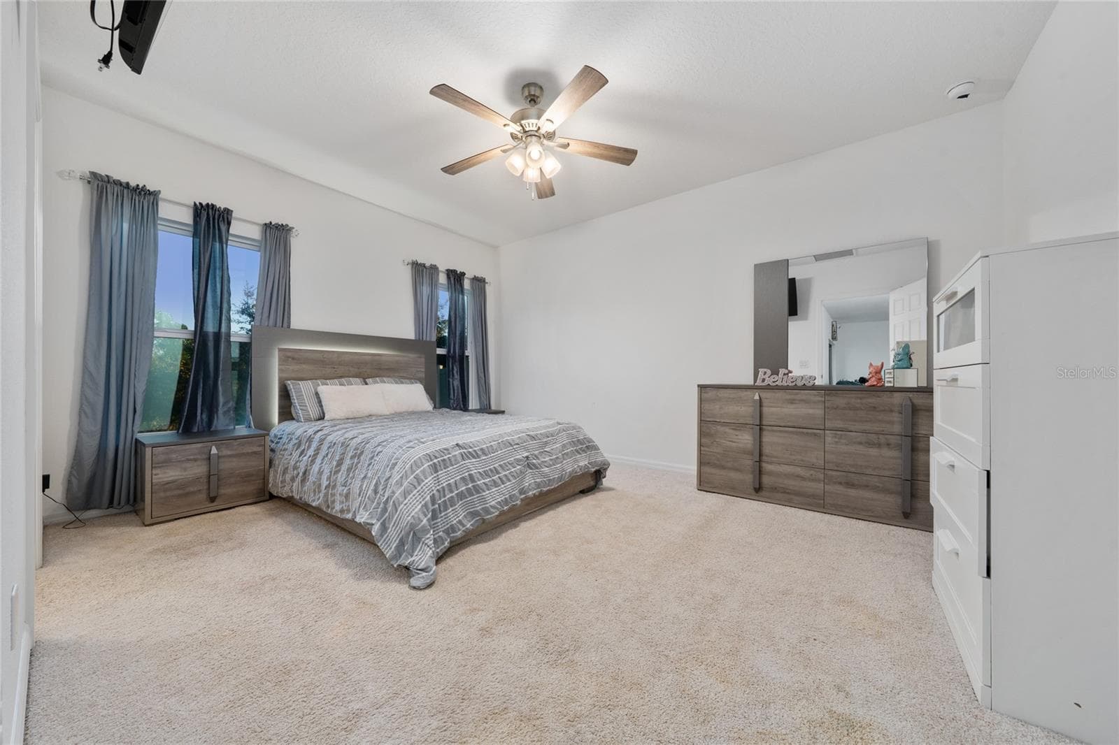 Master Bedroom - 669 JUPITER BEACH RD, GROVELAND