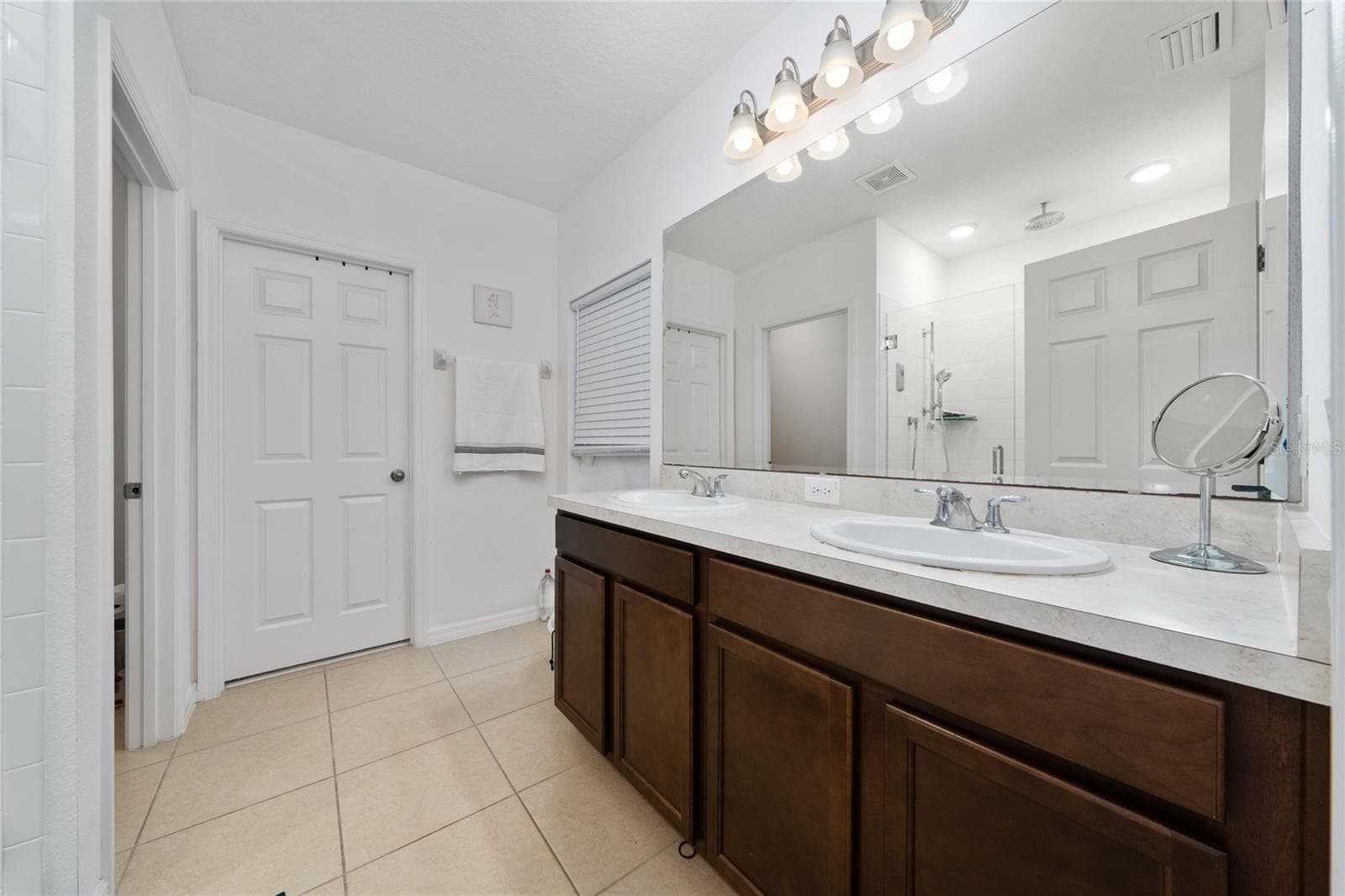 Master Bathroom - 669 JUPITER BEACH RD, GROVELAND