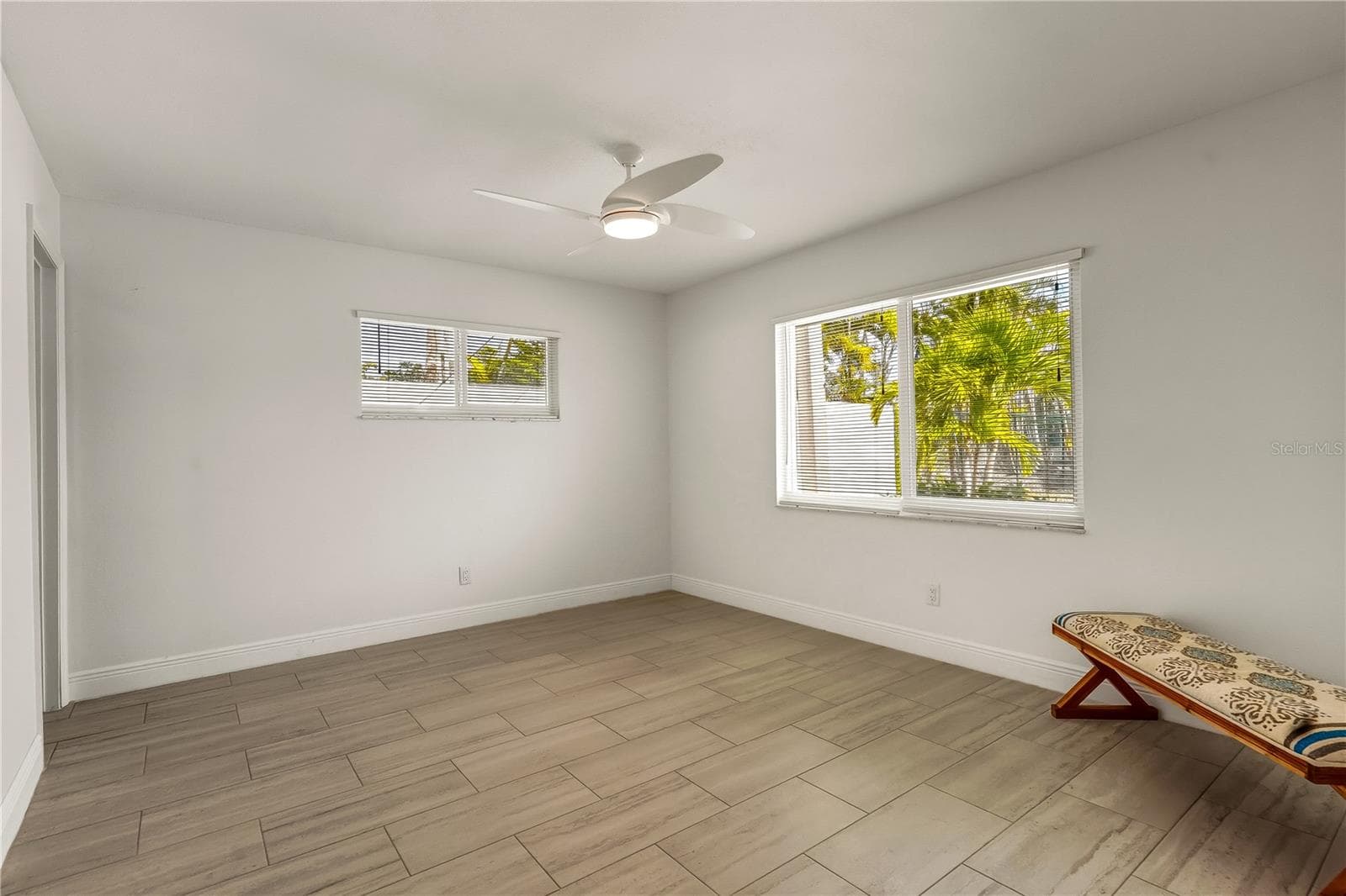 Master Bedroom - 1900 BENJAMIN FRANKLIN DR #V12, SARASOTA