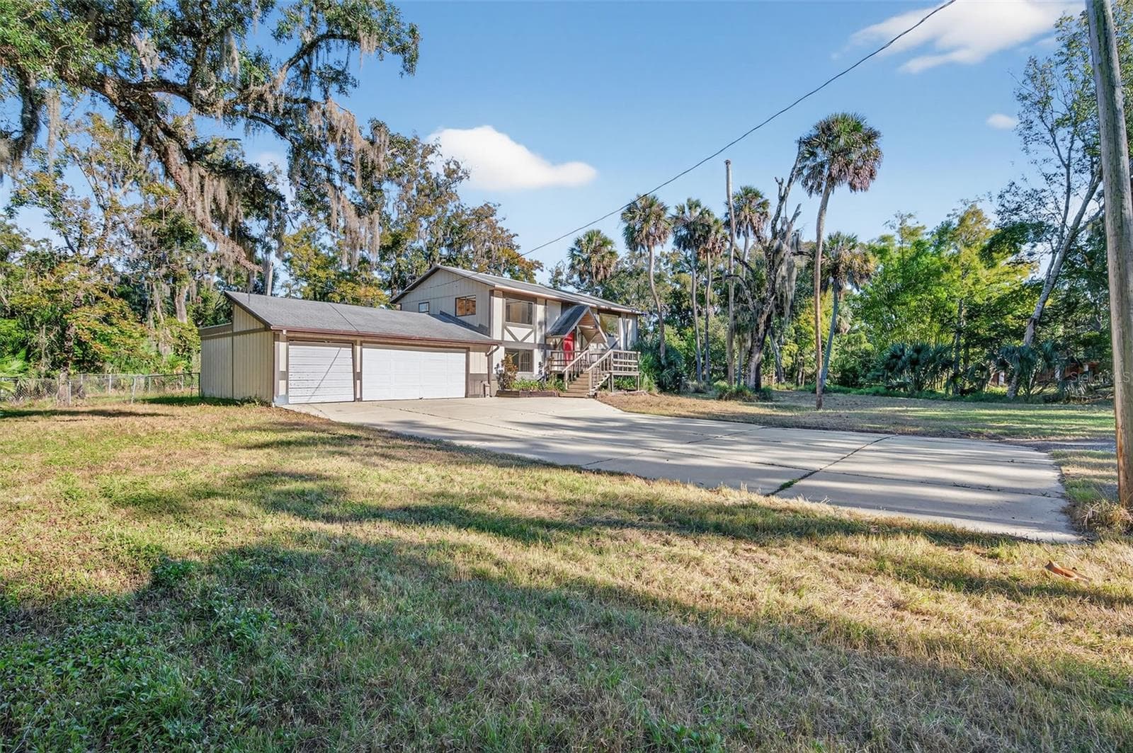 Single Family Residence at 6345 LOST TRL, HOLIDAY, photo 7 of 83