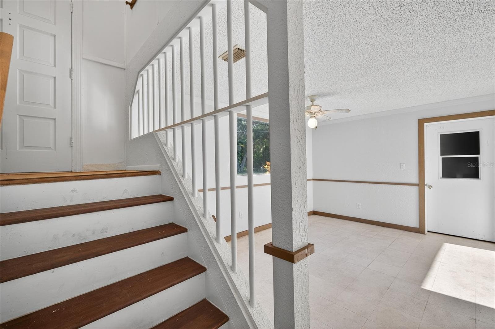 Single Family Residence at 6345 LOST TRL, HOLIDAY, photo 35 of 83