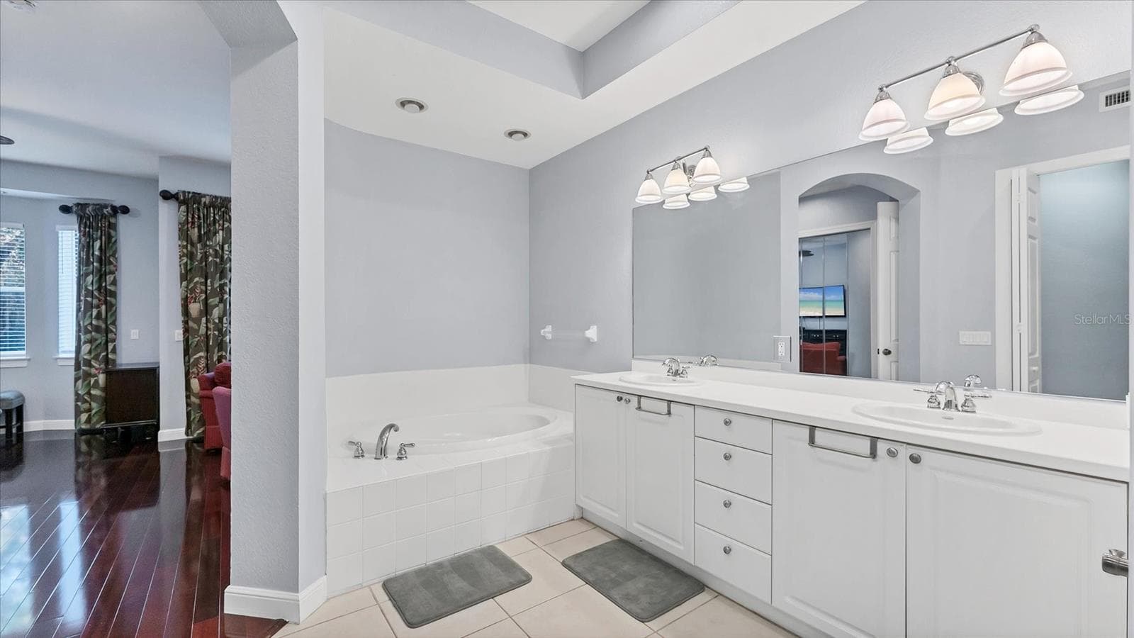 Condominium at 5523 46TH CT W, BRADENTON, photo 21 of 53