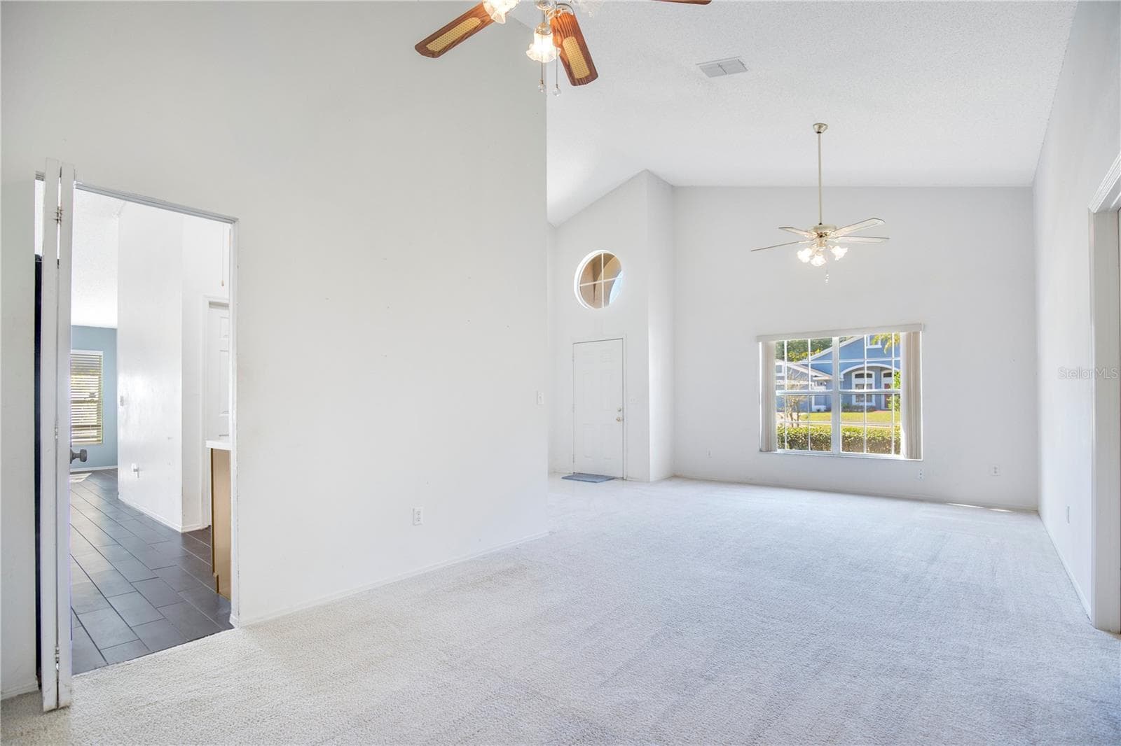 Single Family Residence at 6019 LONG PEAK DR, ORLANDO, photo 7 of 31