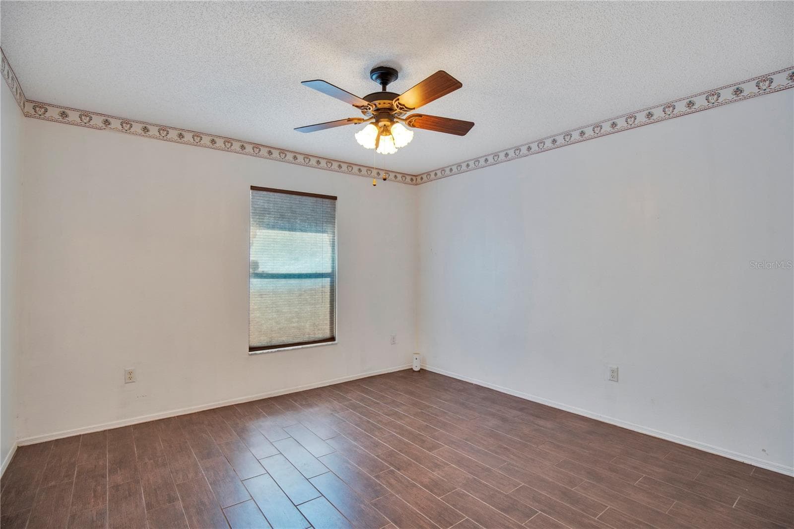 Single Family Residence at 6019 LONG PEAK DR, ORLANDO, photo 11 of 31