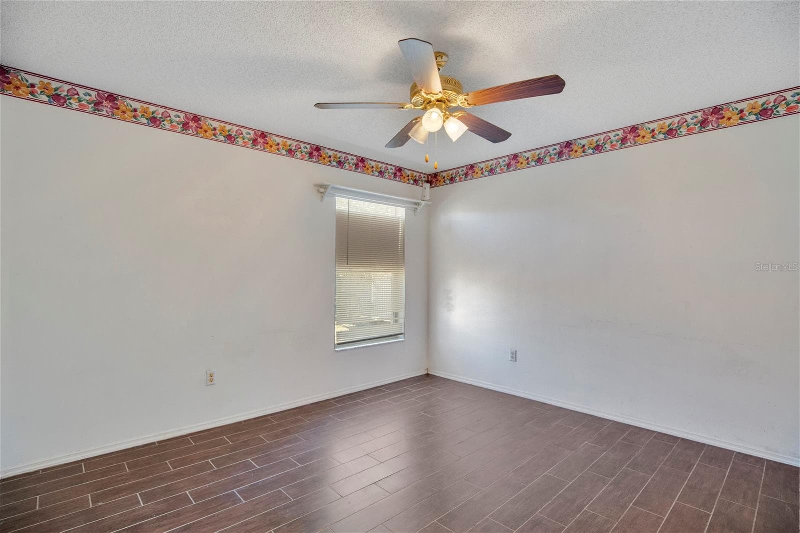 Single Family Residence at 6019 LONG PEAK DR, ORLANDO, photo 12 of 31