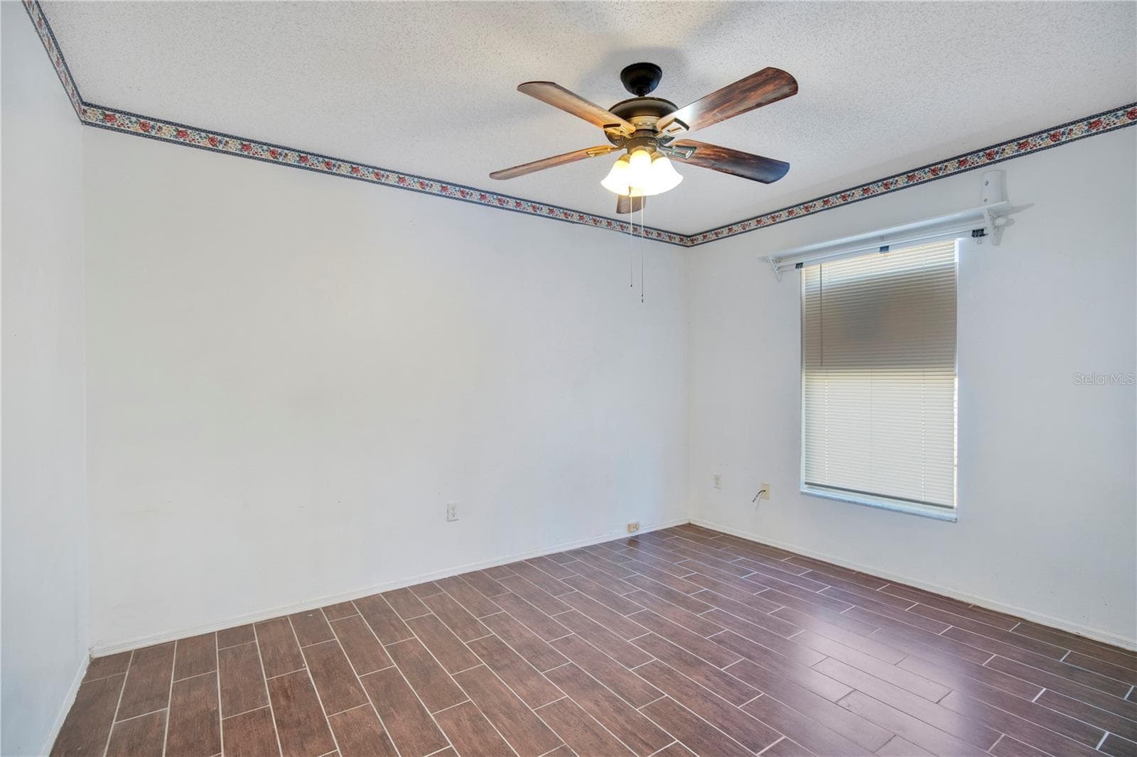 Single Family Residence at 6019 LONG PEAK DR, ORLANDO, photo 13 of 31