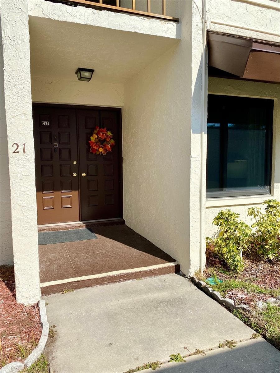 Villa at 2209 BELLEAIR RD #C21, CLEARWATER, photo 2 of 23