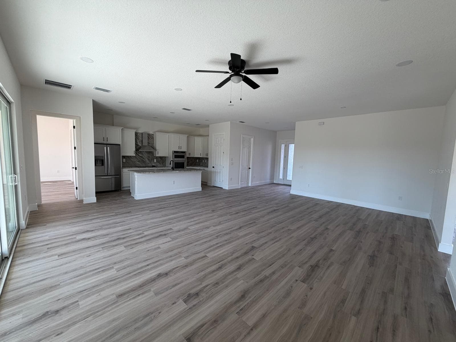 Single Family Residence at 13 LATEEN SAIL DR, PLACIDA, photo 3 of 28