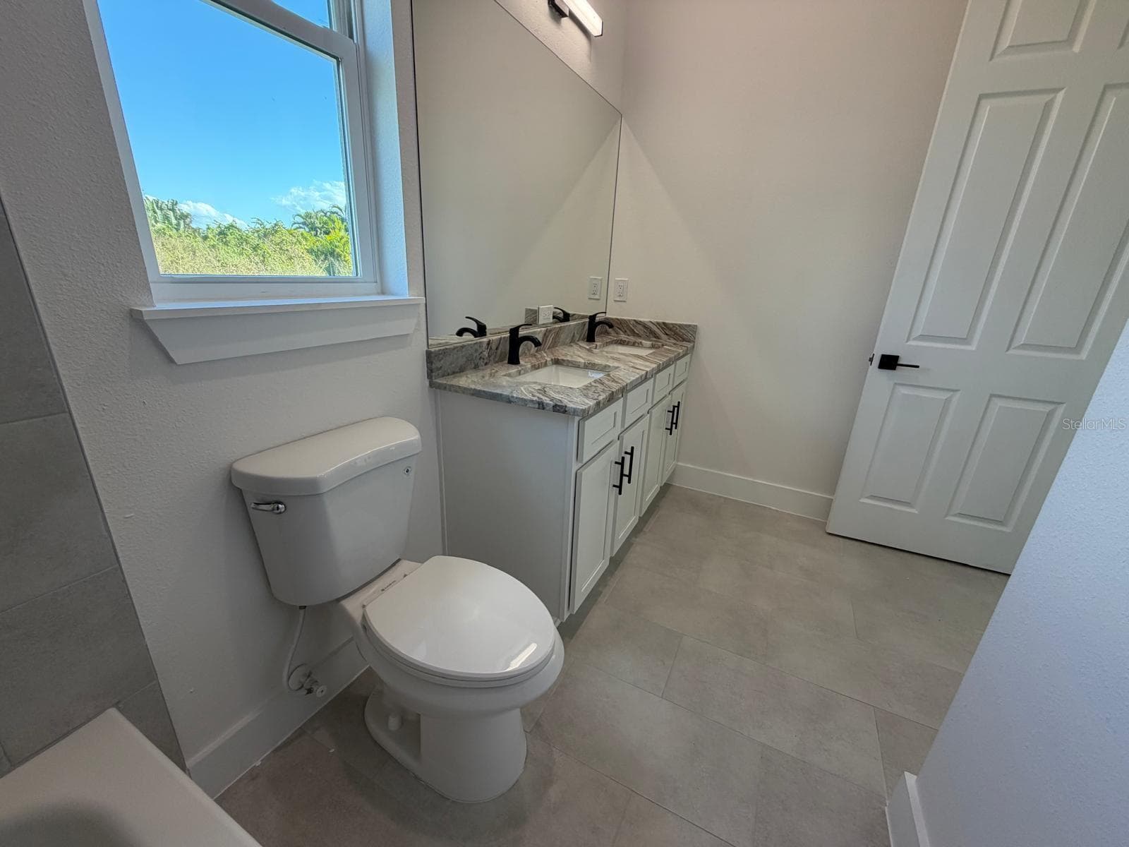 Single Family Residence at 13 LATEEN SAIL DR, PLACIDA, photo 20 of 28