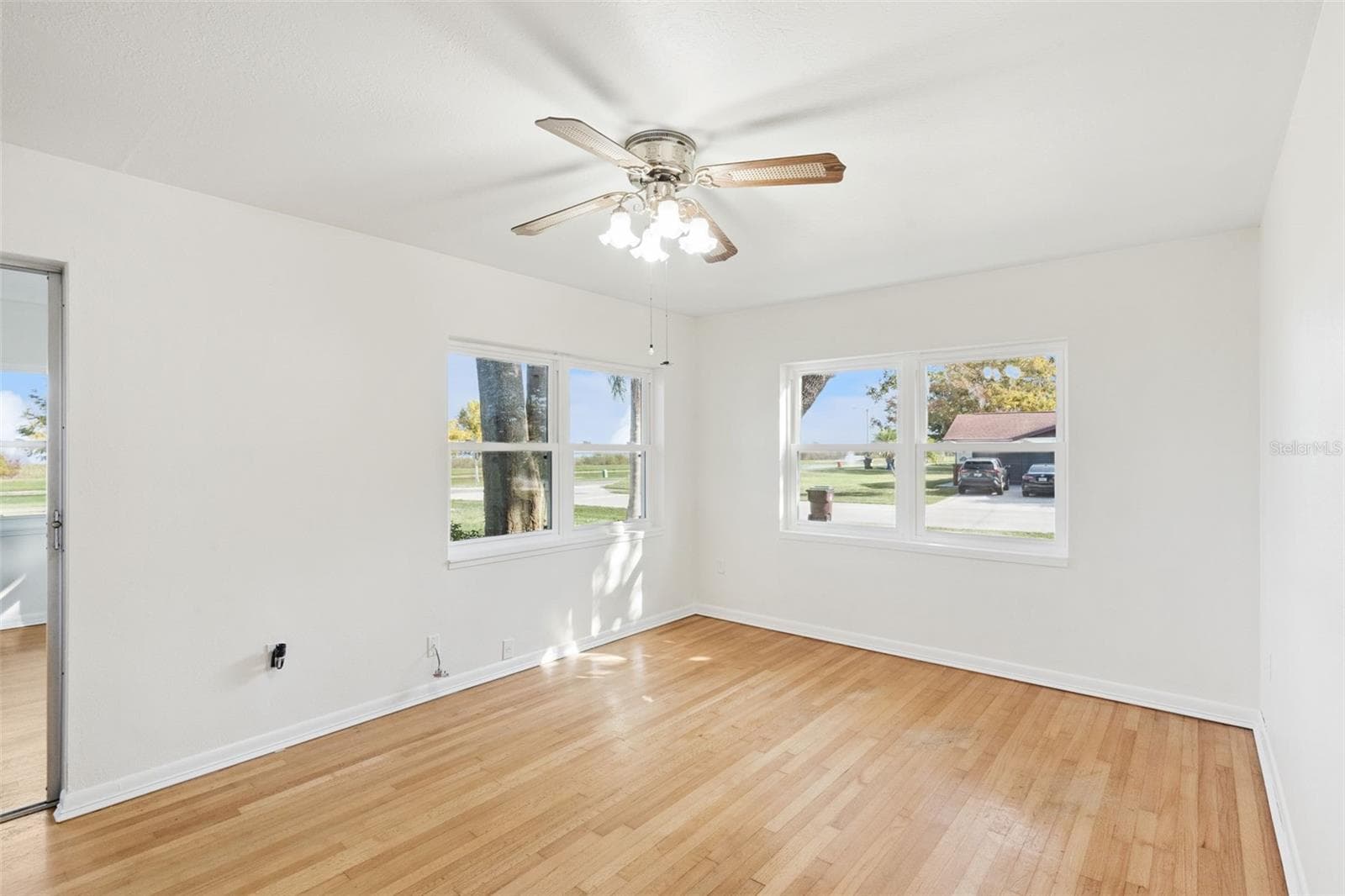Single Family Residence at 1801 LAKESHORE BLVD, ST CLOUD, photo 11 of 76