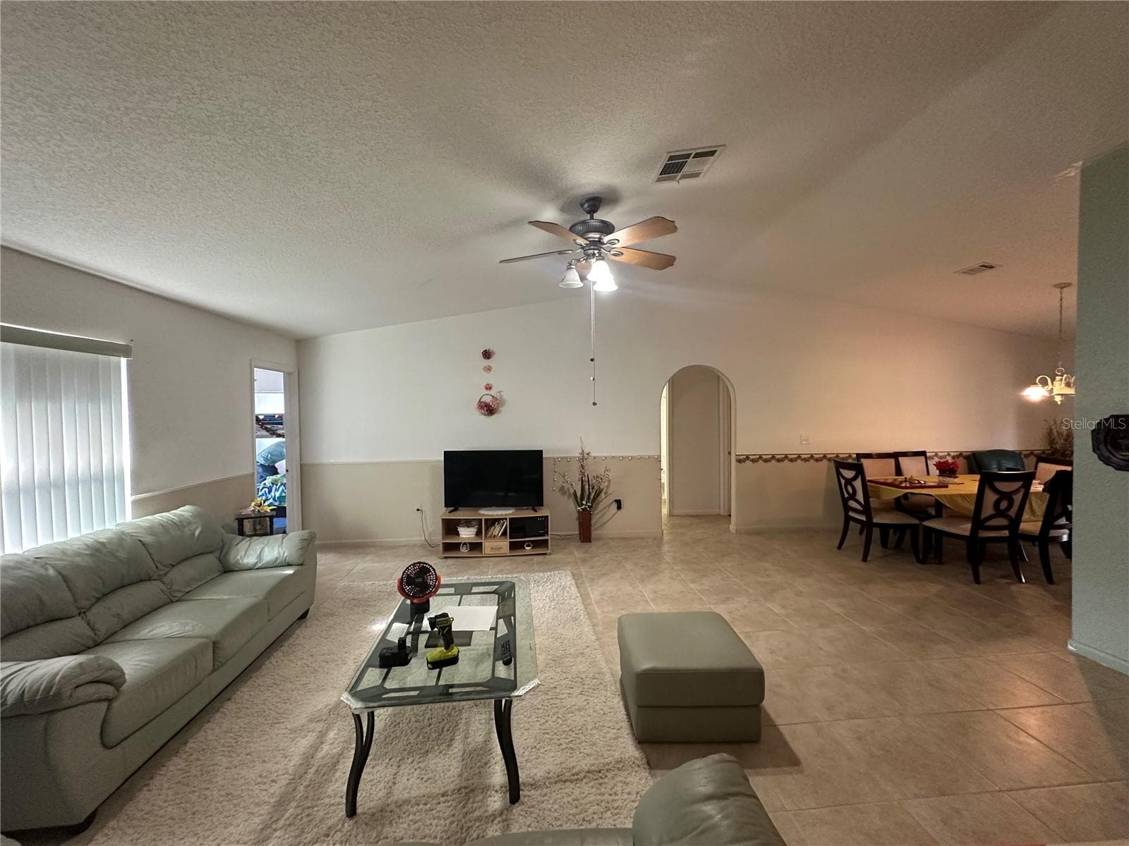 Single Family Residence at 746 MADERIA CT, KISSIMMEE, photo 9 of 32