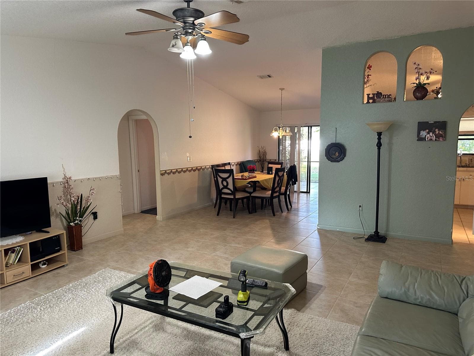 Single Family Residence at 746 MADERIA CT, KISSIMMEE, photo 11 of 32