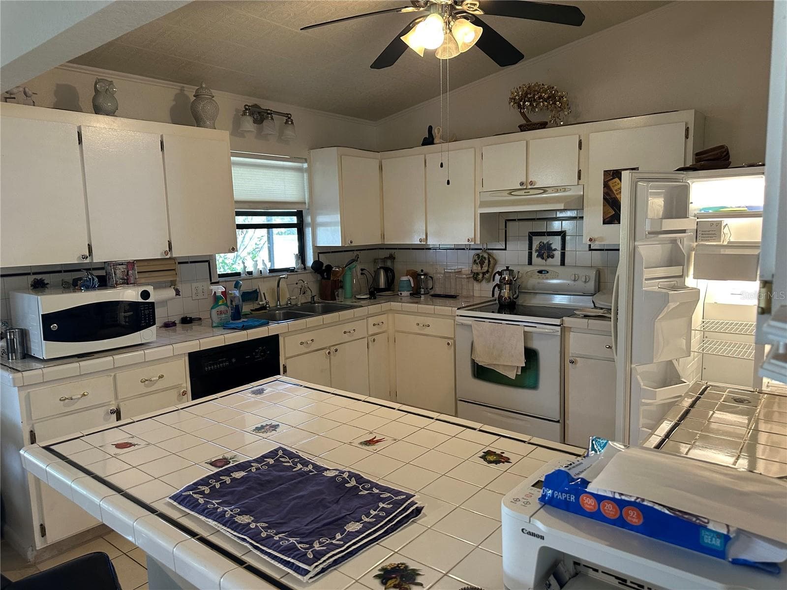 Single Family Residence at 746 MADERIA CT, KISSIMMEE, photo 15 of 32