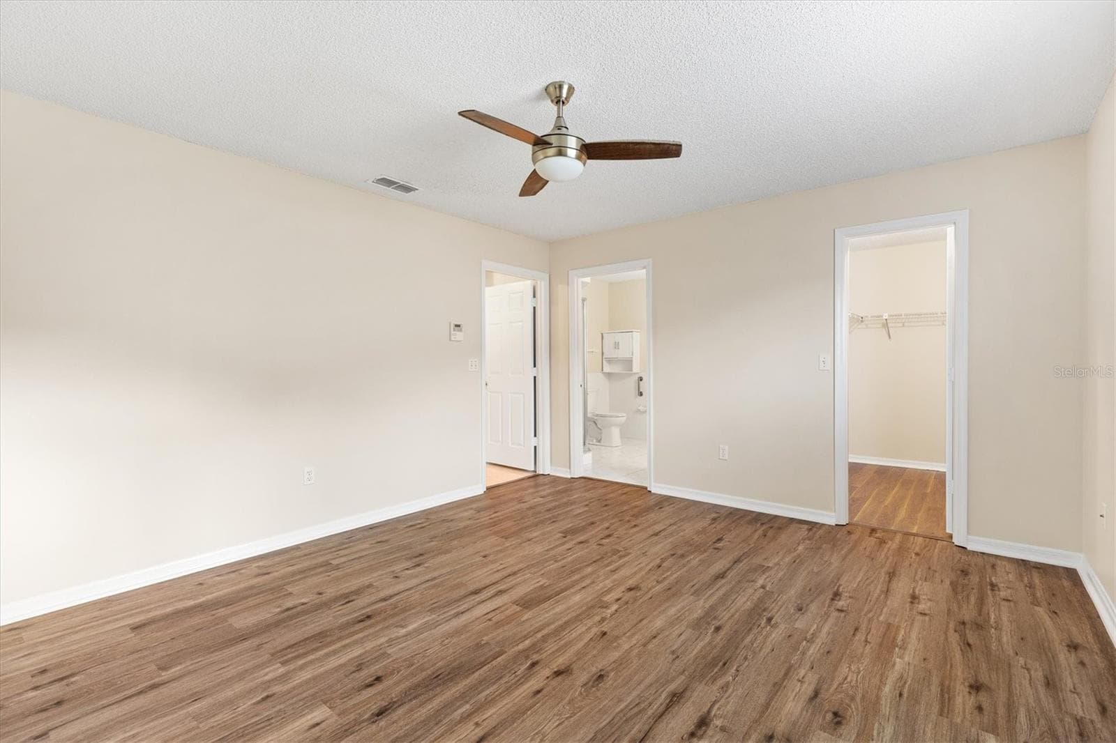 Single Family Residence at 10767 SE 174TH LOOP, SUMMERFIELD, photo 20 of 45