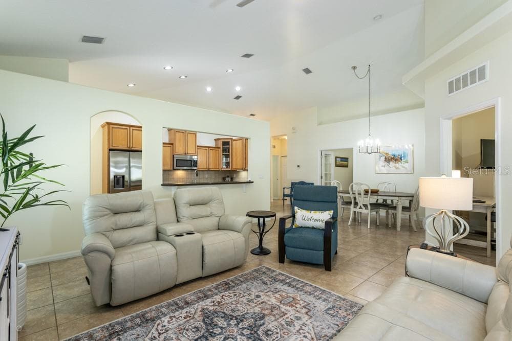 Single Family Residence at 150 W WATERSIDE PKWY, PALM COAST, photo 14 of 40