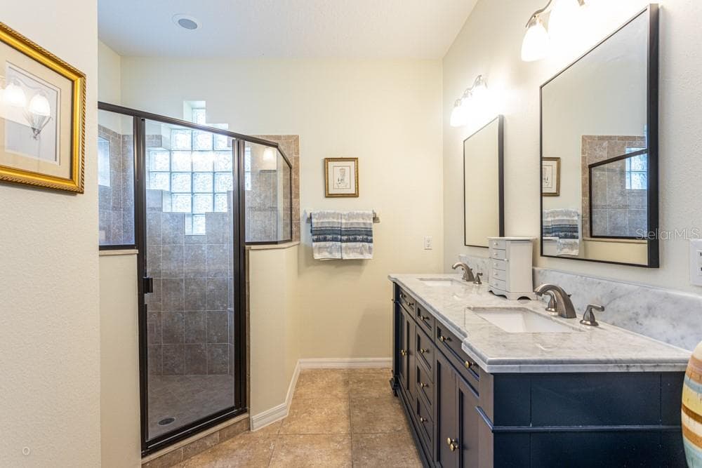 Single Family Residence at 150 W WATERSIDE PKWY, PALM COAST, photo 22 of 40