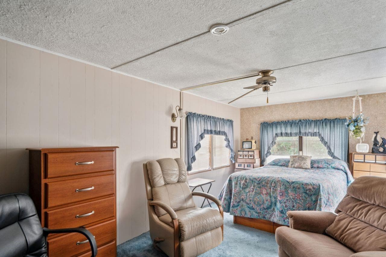 Mobile Home at 9310 KIOWA DR, NEW PORT RICHEY, photo 11 of 26