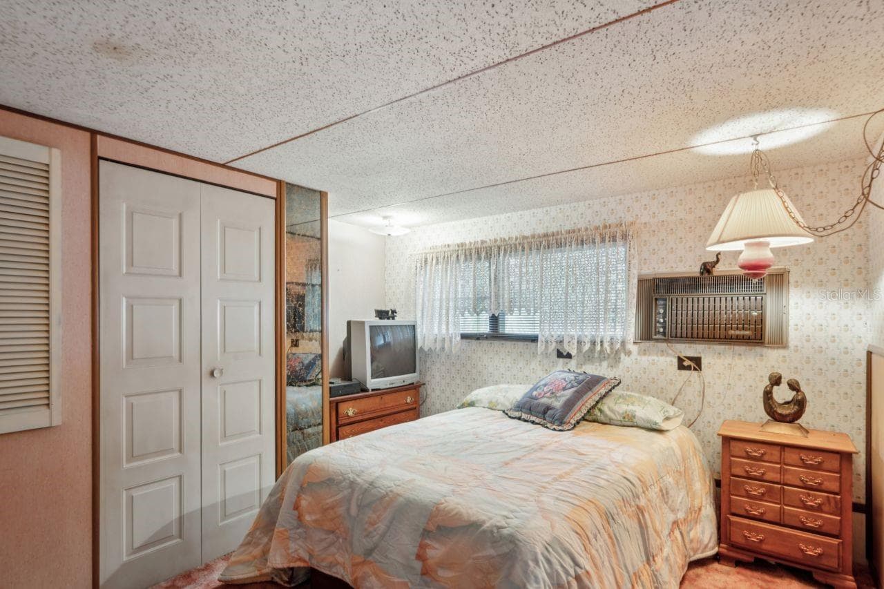 Mobile Home at 9310 KIOWA DR, NEW PORT RICHEY, photo 14 of 26